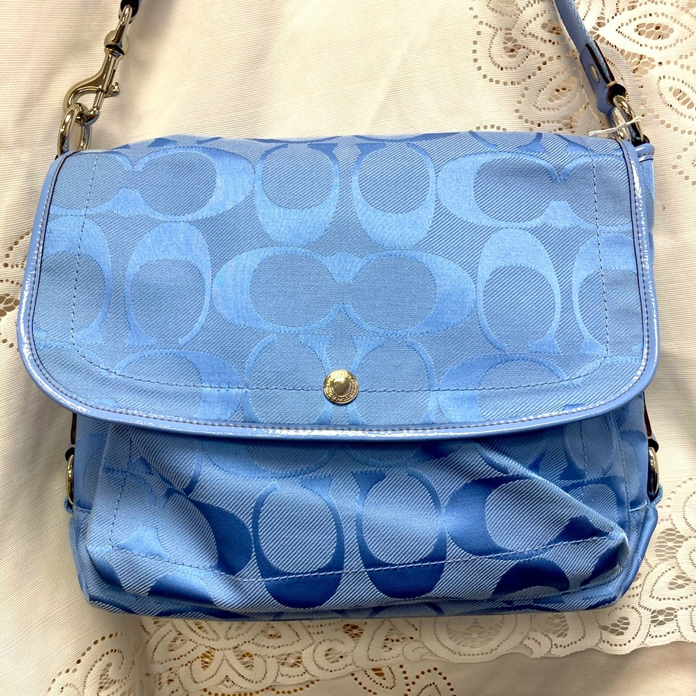 Coach NWOT handbag/crossbody bag.